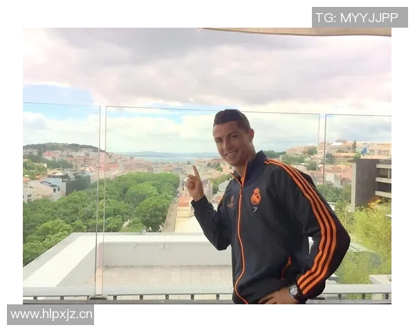 C罗背后的故事：从少年到巨星之路