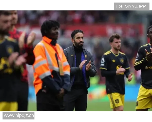 球迷炸锅:曼联这一行为引热议! 球迷炸锅:曼联这一行为引热议!