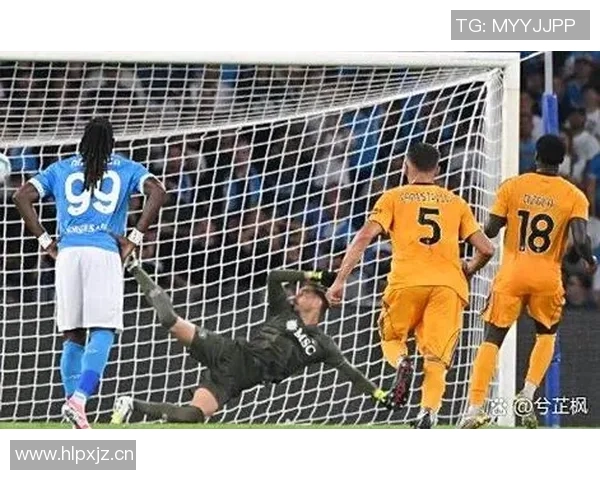 主帅临场换人神来之笔，网友喊其“战术大师”